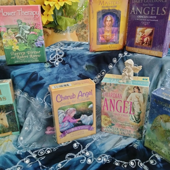 Doreen Virtue Magical Unicorns Oracle Cards by Hay House - Picture 4 of 4